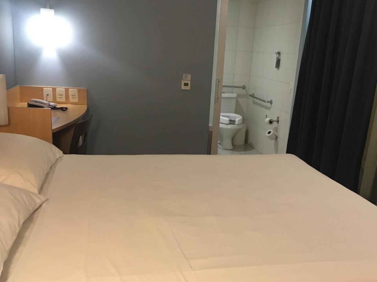 Ibis Belo Horizonte Savassi Hotel Екстериор снимка