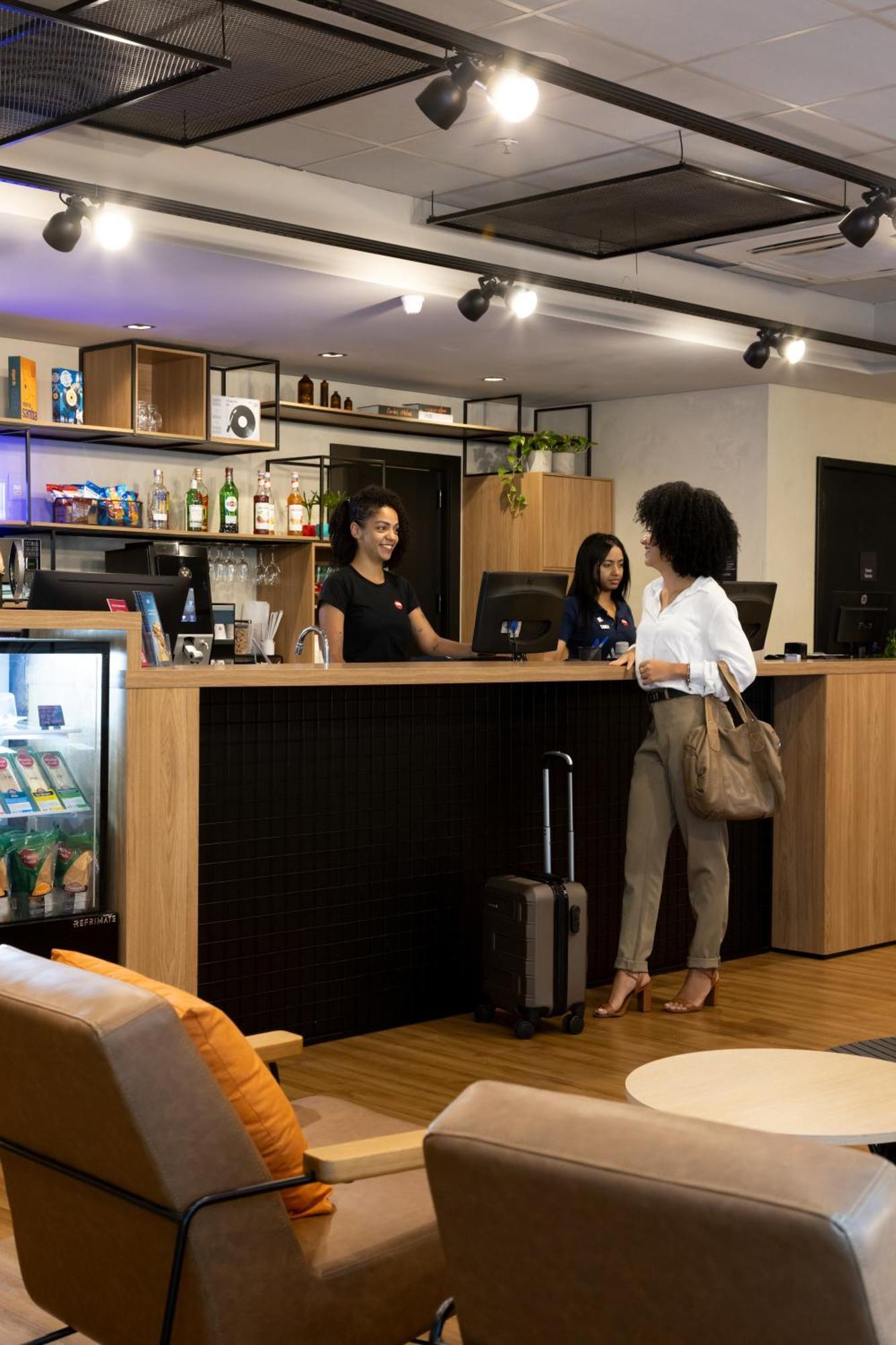 Ibis Belo Horizonte Savassi Hotel Екстериор снимка