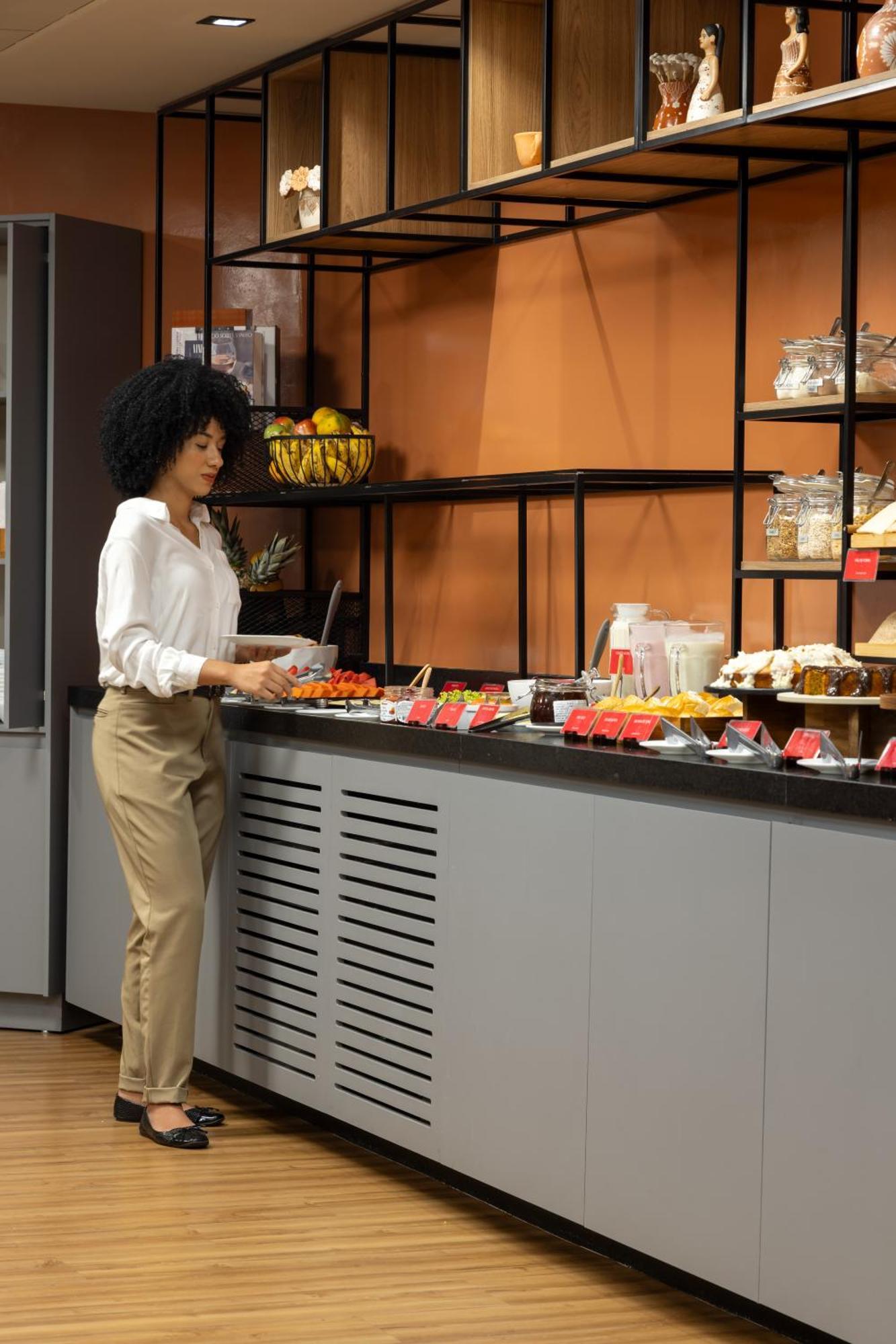 Ibis Belo Horizonte Savassi Hotel Екстериор снимка